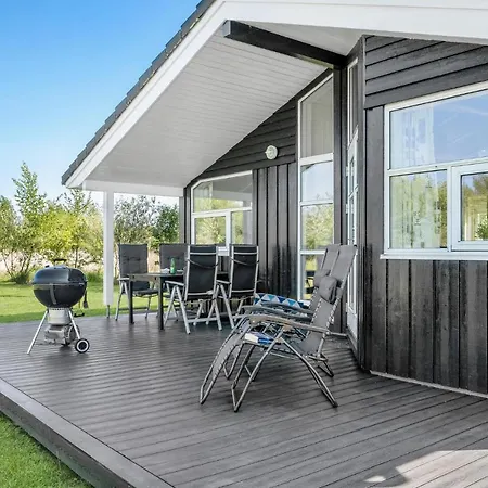 Casa vacanze Gorgeous In Rodby With Kitchen Kramnitse